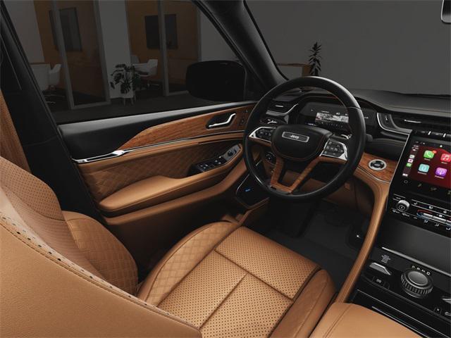 new 2025 Jeep Grand Cherokee car, priced at $58,674