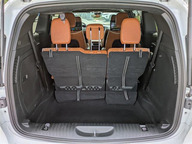 used 2024 Chrysler Pacifica car, priced at $39,489