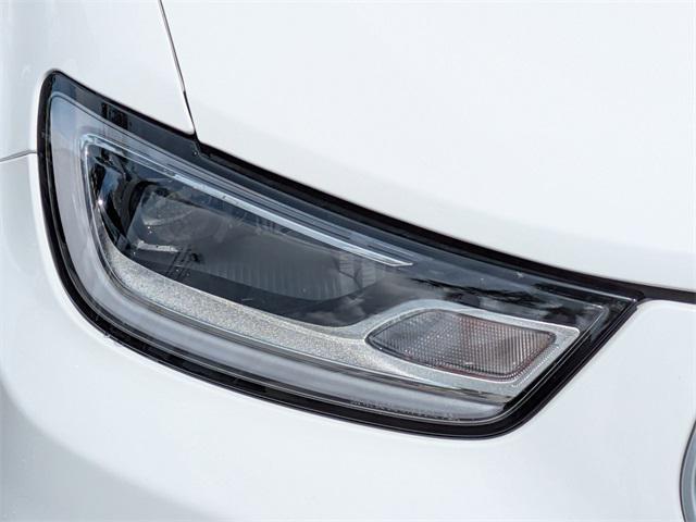used 2024 Chrysler Pacifica car, priced at $39,489