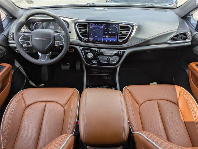 used 2024 Chrysler Pacifica car, priced at $39,489