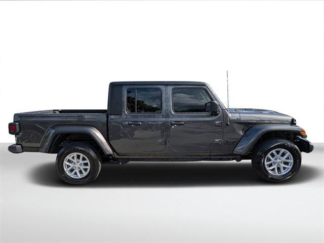 used 2023 Jeep Gladiator car, priced at $36,950