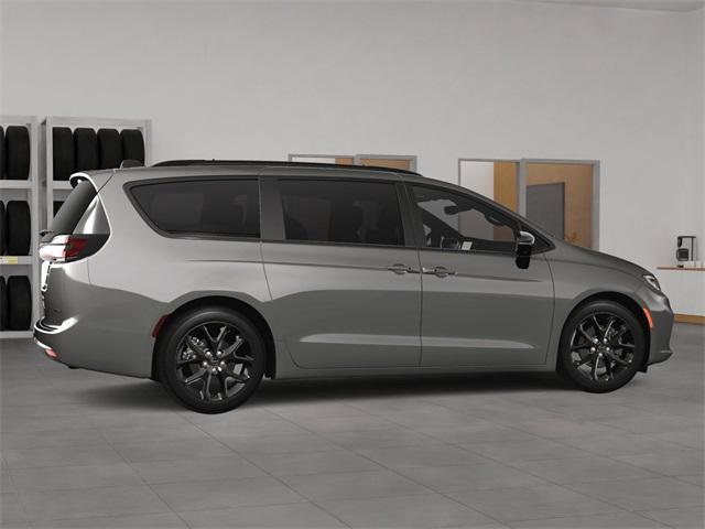new 2025 Chrysler Pacifica car, priced at $45,081