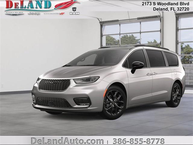 new 2025 Chrysler Pacifica car, priced at $45,081