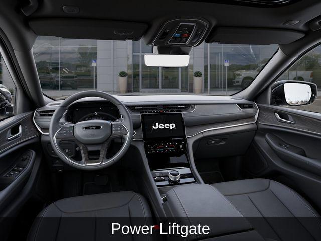 new 2025 Jeep Grand Cherokee car, priced at $36,784