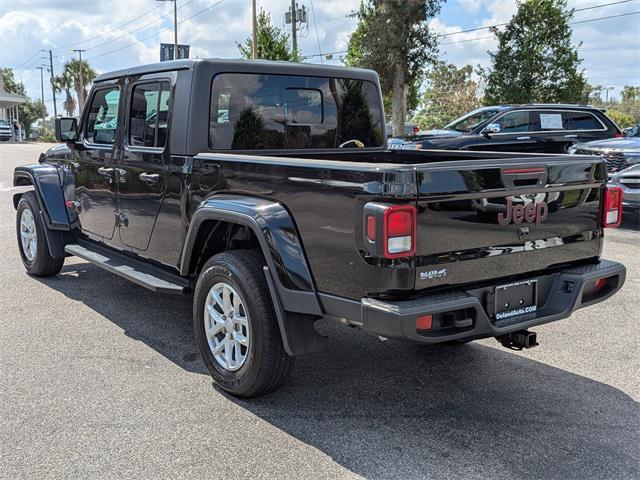 used 2023 Jeep Gladiator car, priced at $32,499