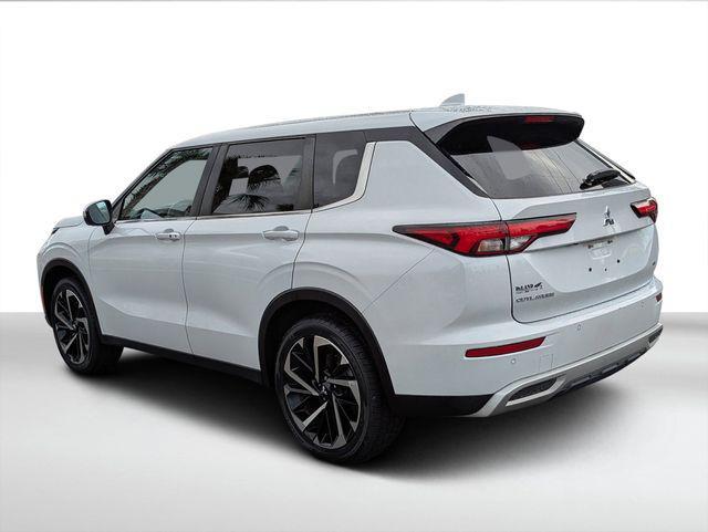 used 2022 Mitsubishi Outlander car, priced at $17,056