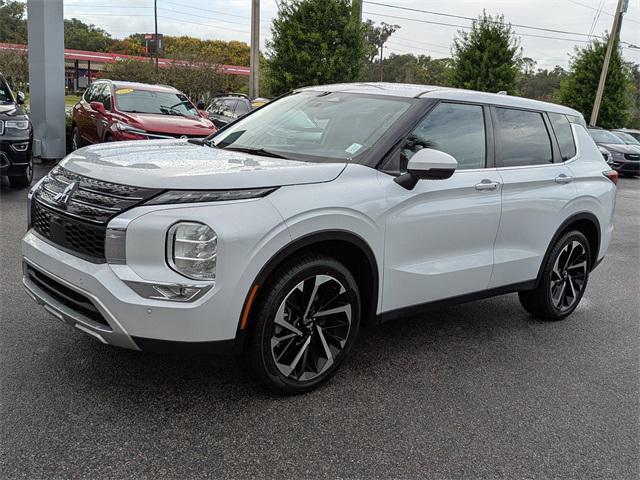 used 2022 Mitsubishi Outlander car, priced at $17,950