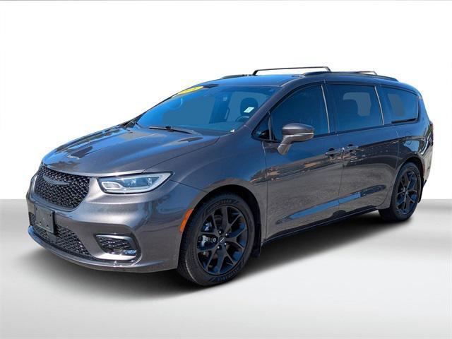used 2021 Chrysler Pacifica car, priced at $22,500