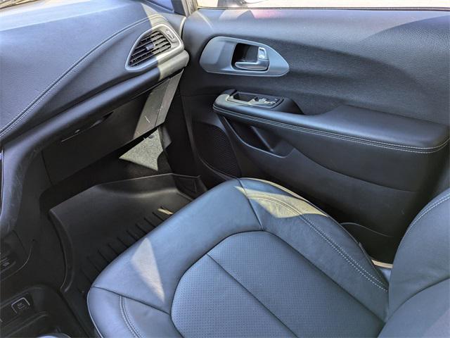 used 2021 Chrysler Pacifica car, priced at $22,500