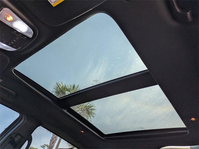 used 2019 Jeep Grand Cherokee car, priced at $17,789