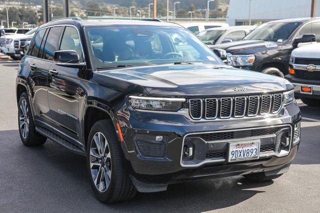 used 2023 Jeep Grand Cherokee car, priced at $35,999
