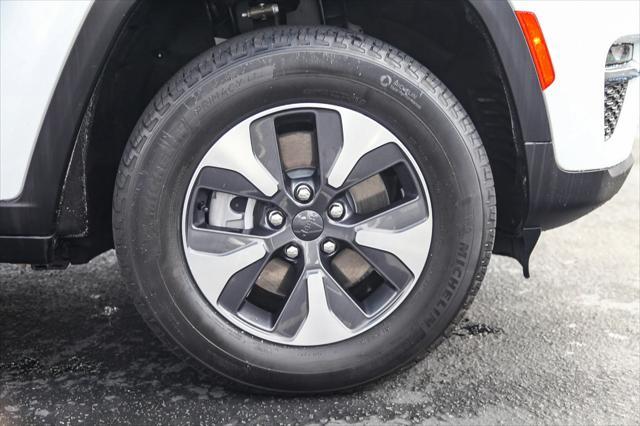 used 2022 Jeep Grand Cherokee 4xe car, priced at $30,595