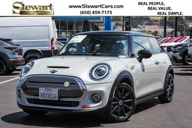 used 2021 MINI Hardtop car, priced at $21,999