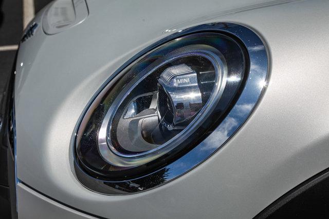 used 2021 MINI Hardtop car, priced at $21,999