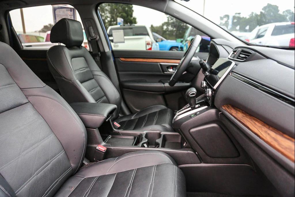 used 2020 Honda CR-V car, priced at $24,895