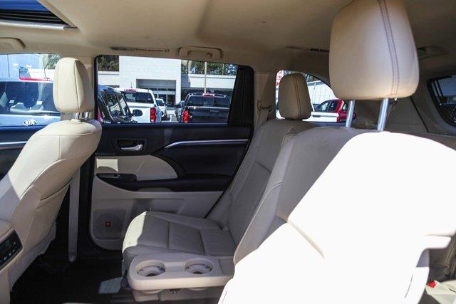 used 2016 Toyota Highlander car, priced at $24,500