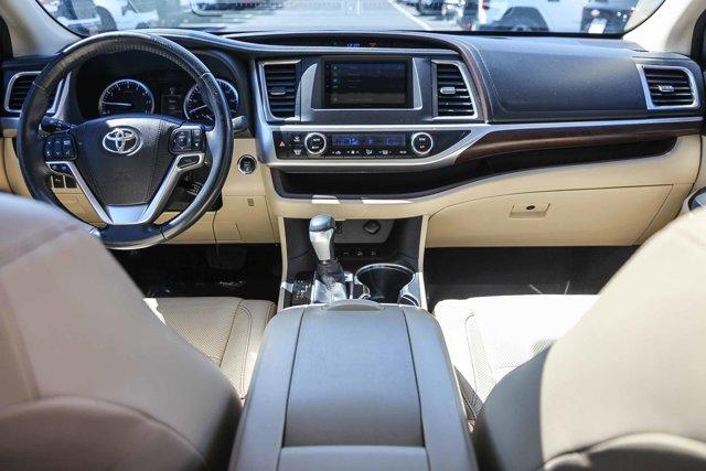 used 2016 Toyota Highlander car, priced at $24,500
