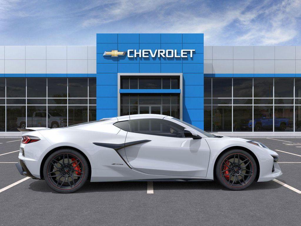 new 2025 Chevrolet Corvette car