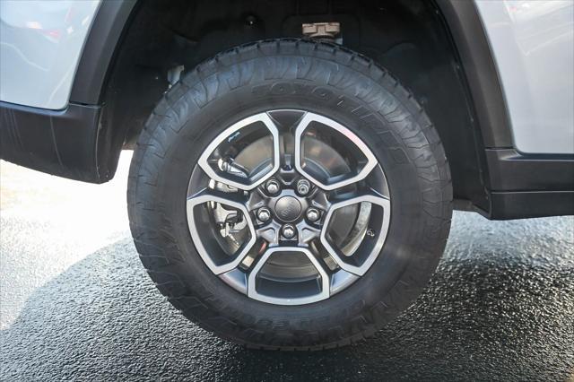 used 2022 Jeep Grand Cherokee 4xe car, priced at $35,495