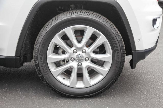 used 2017 Jeep Grand Cherokee car, priced at $12,888