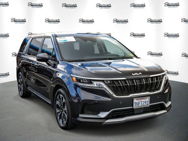 used 2024 Kia Carnival car, priced at $35,000