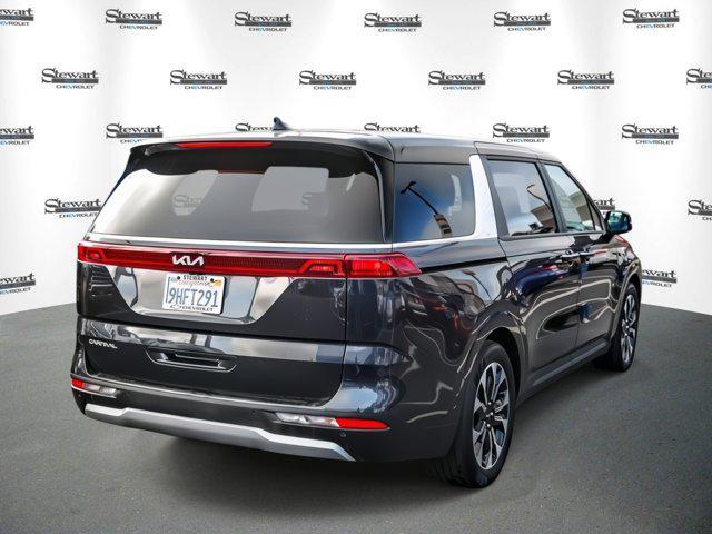 used 2024 Kia Carnival car, priced at $35,000