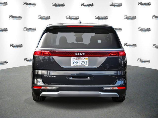 used 2024 Kia Carnival car, priced at $35,000