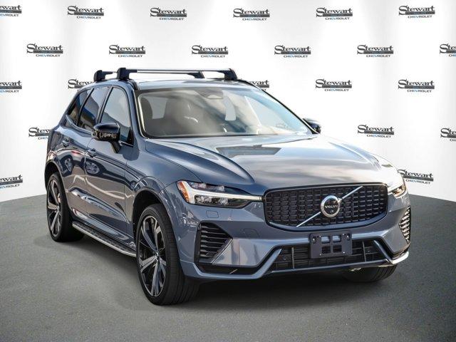 used 2023 Volvo XC60 Recharge Plug-In Hybrid car, priced at $45,000