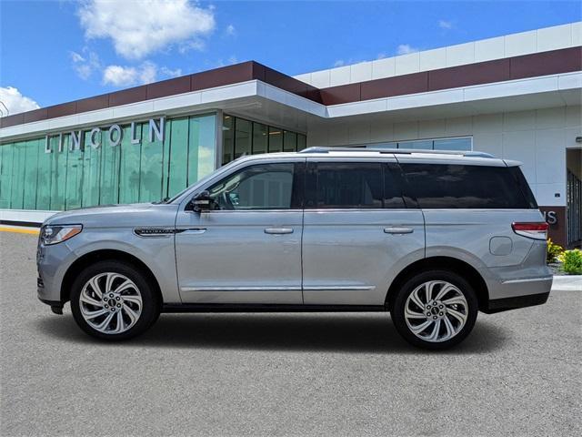 new 2024 Lincoln Navigator car, priced at $101,027