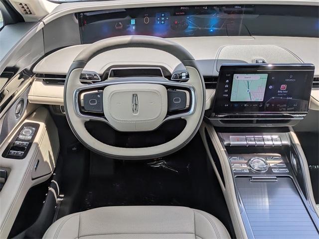 new 2025 Lincoln Nautilus car, priced at $58,387