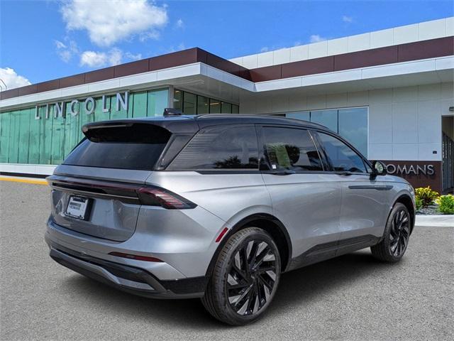 new 2025 Lincoln Nautilus car, priced at $62,703