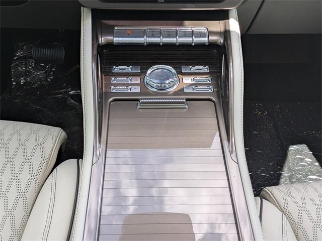 new 2025 Lincoln Nautilus car, priced at $84,975