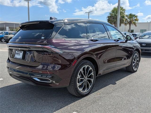 new 2025 Lincoln Nautilus car, priced at $64,234