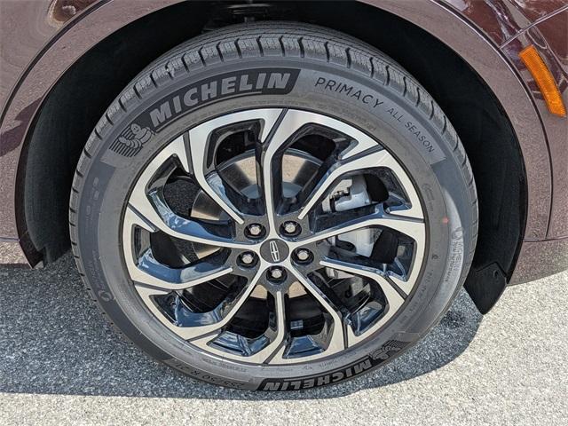 new 2025 Lincoln Nautilus car, priced at $64,234