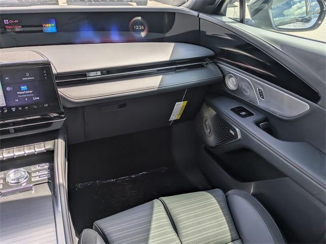 new 2025 Lincoln Nautilus car, priced at $70,741