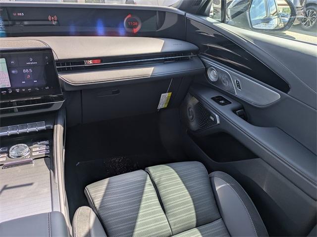 new 2025 Lincoln Nautilus car, priced at $71,461