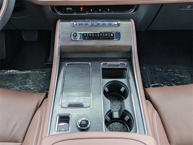 new 2025 Lincoln Aviator car, priced at $72,154