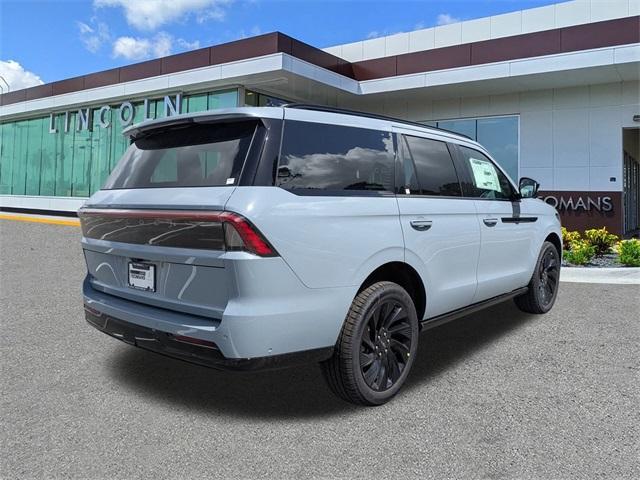 new 2025 Lincoln Navigator car, priced at $104,926