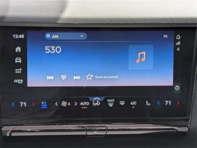 new 2025 Lincoln Navigator car, priced at $104,926