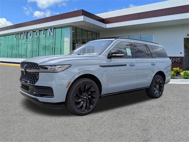 new 2025 Lincoln Navigator car, priced at $104,926