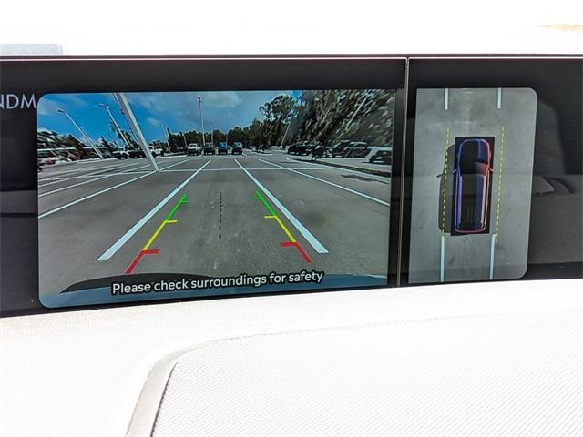 new 2025 Lincoln Navigator car, priced at $104,926