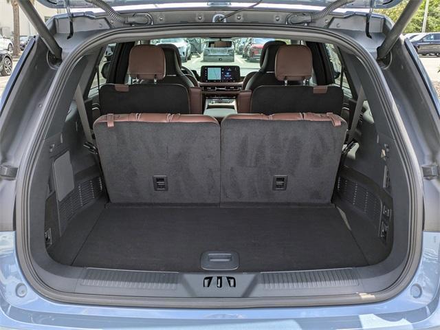 new 2025 Lincoln Aviator car, priced at $74,064