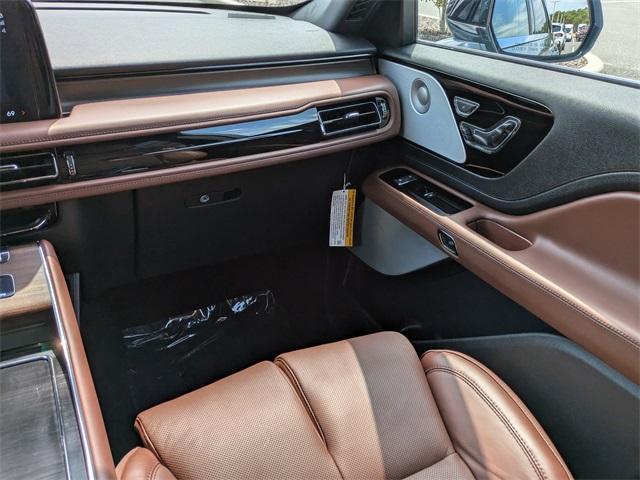 new 2025 Lincoln Aviator car, priced at $74,064