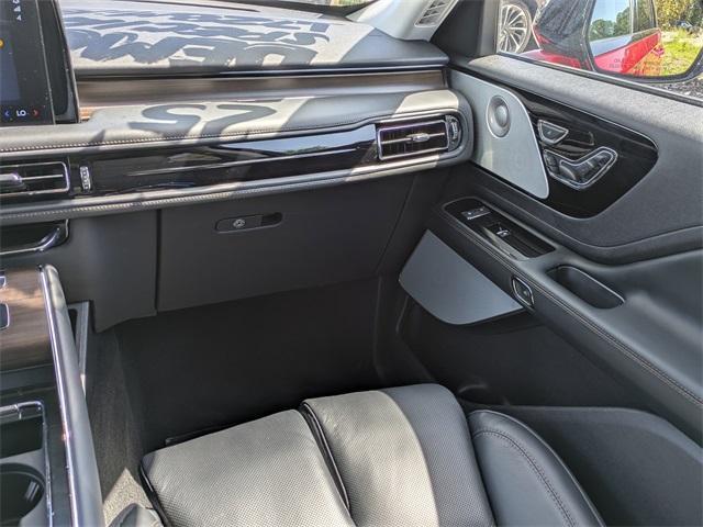 new 2025 Lincoln Aviator car, priced at $68,093