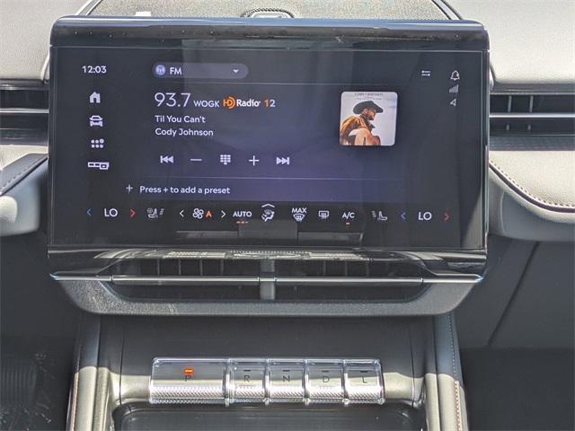 new 2025 Lincoln Nautilus car, priced at $61,027