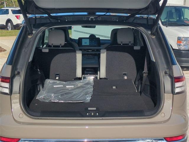 new 2025 Lincoln Aviator car, priced at $65,351