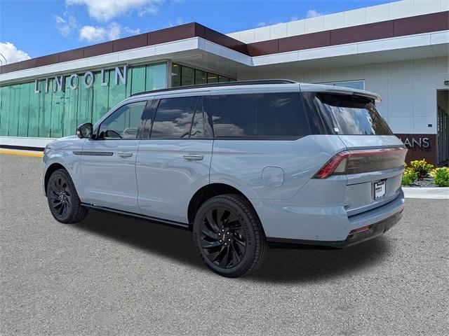 new 2025 Lincoln Navigator car, priced at $104,778