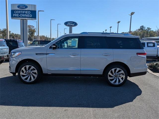 new 2024 Lincoln Navigator car, priced at $104,834