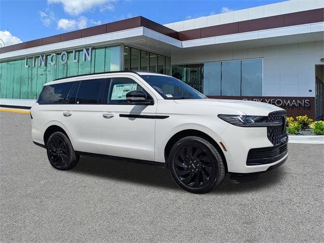 new 2025 Lincoln Navigator car, priced at $102,013