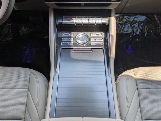 new 2025 Lincoln Nautilus car, priced at $57,819